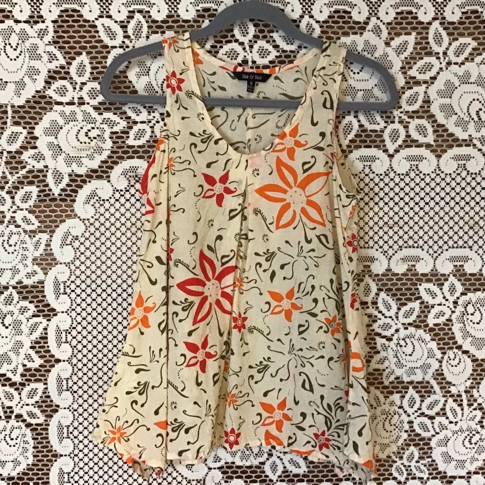 Yak & Yeti Sleeveless Summer Top